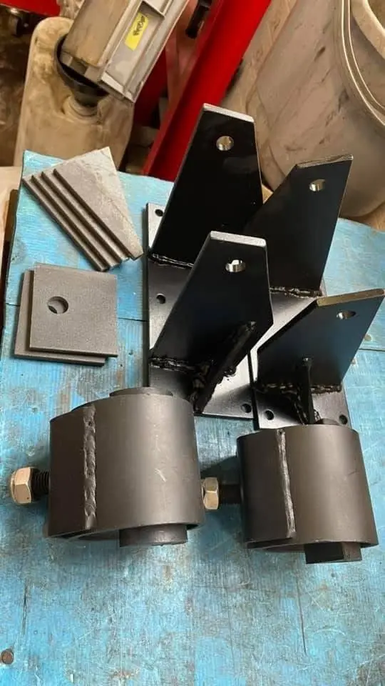 OM606 Patrol Conversion Mounts