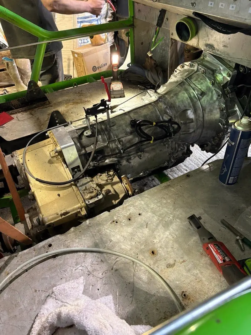 8HP Defender swap